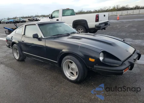 1981 Datsun 280Zx z USA, uszkodzony, nr VIN JN1HZ04S8BX265704